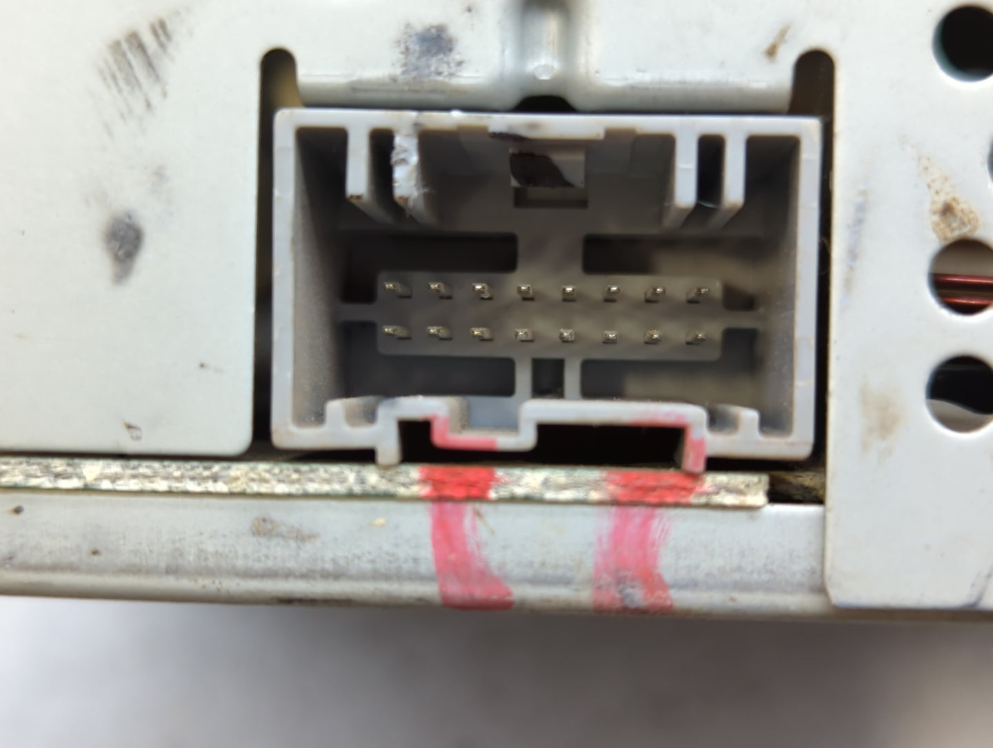 2010-2012 Ford Fusion Am Fm Cd Player Radio Receiver - Oemusedautoparts1.com