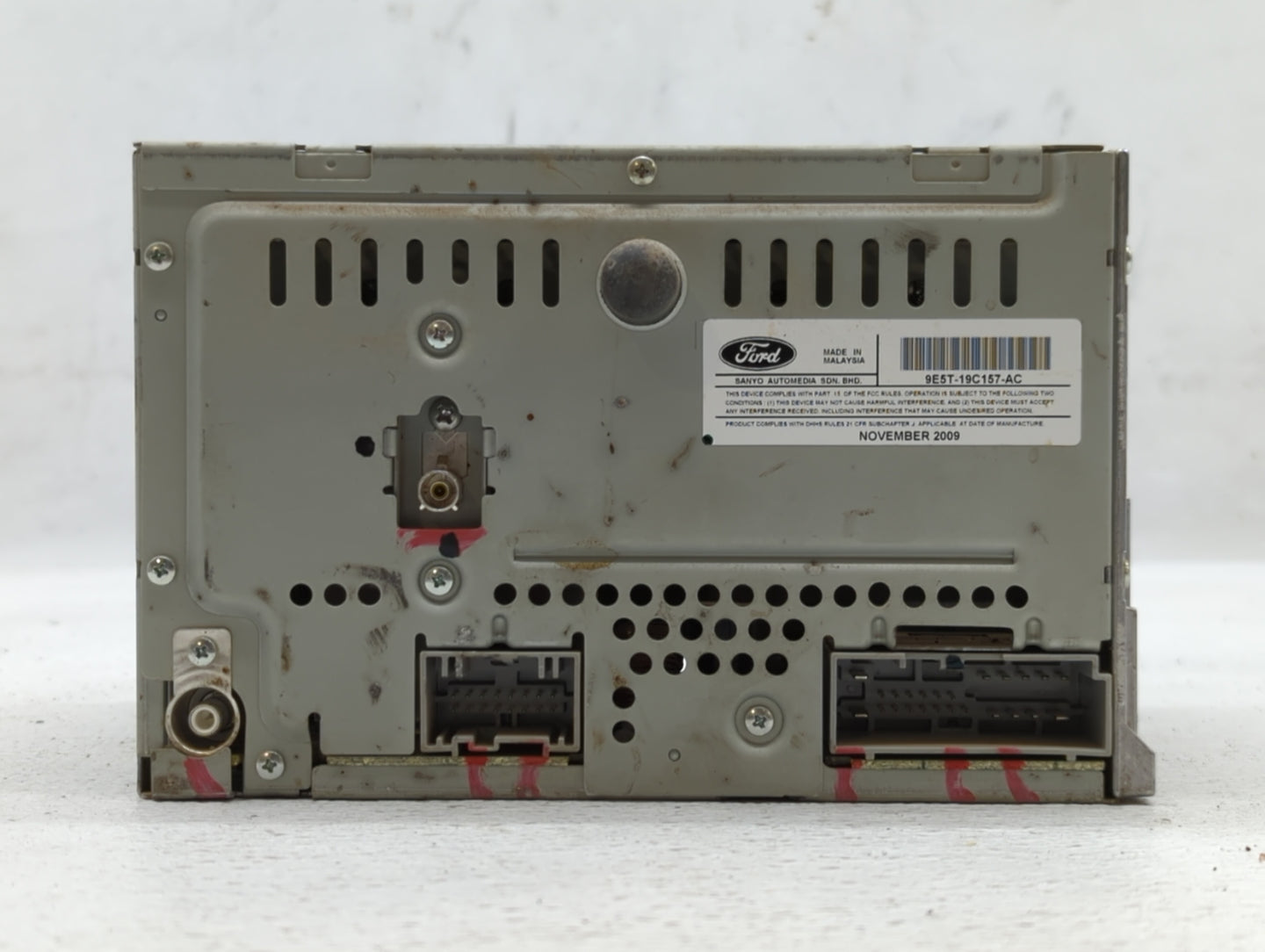 2010-2012 Ford Fusion Am Fm Cd Player Radio Receiver - Oemusedautoparts1.com