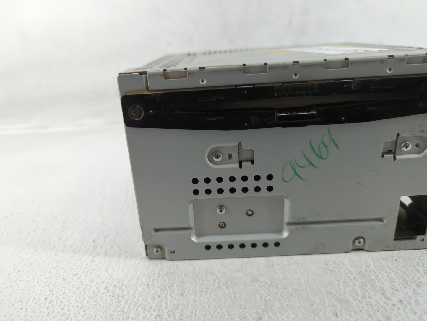 2010-2010 Ford Fusion Am Fm Cd Player Radio Receiver - Oemusedautoparts1.com