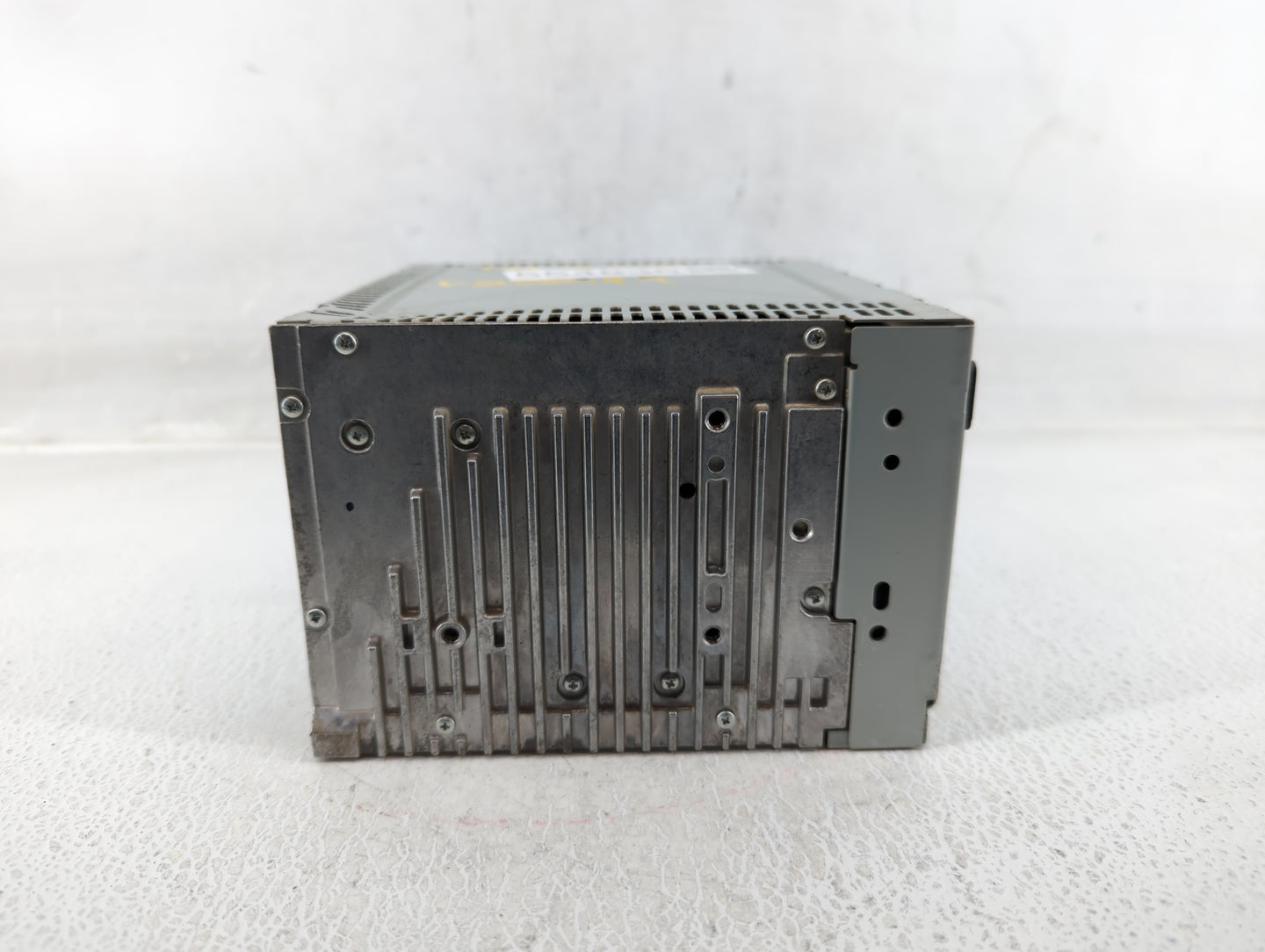 2010-2010 Ford Fusion Am Fm Cd Player Radio Receiver - Oemusedautoparts1.com