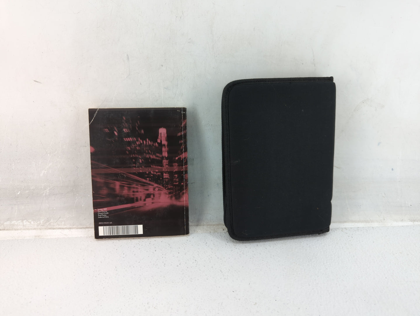 2010 Ford Fusion Owners Manual Book Guide P/N:AE5J 19A321 AA OEM Used Auto Parts - Oemusedautoparts1.com