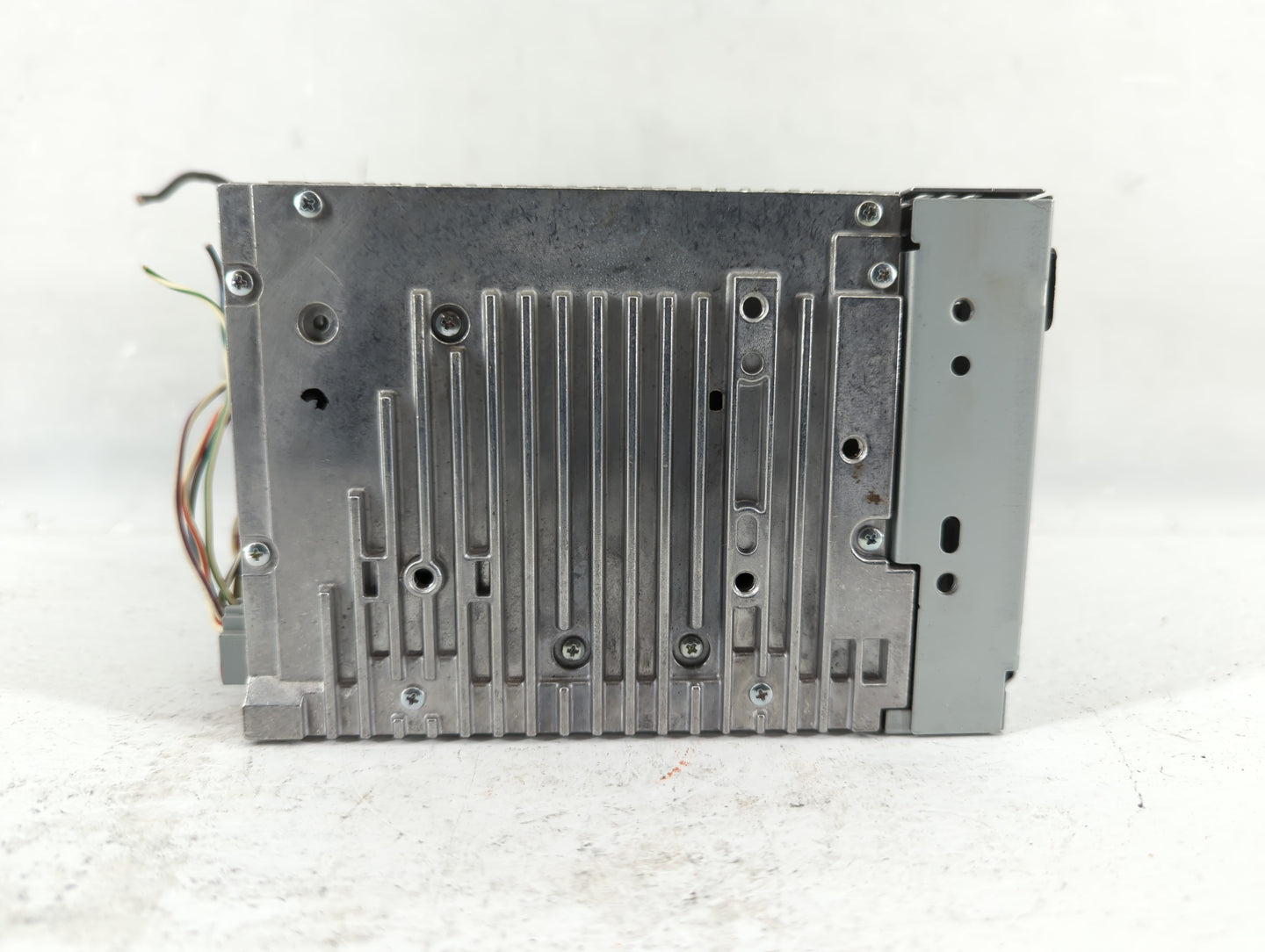 2010-2010 Ford Fusion Am Fm Cd Player Radio Receiver - Oemusedautoparts1.com