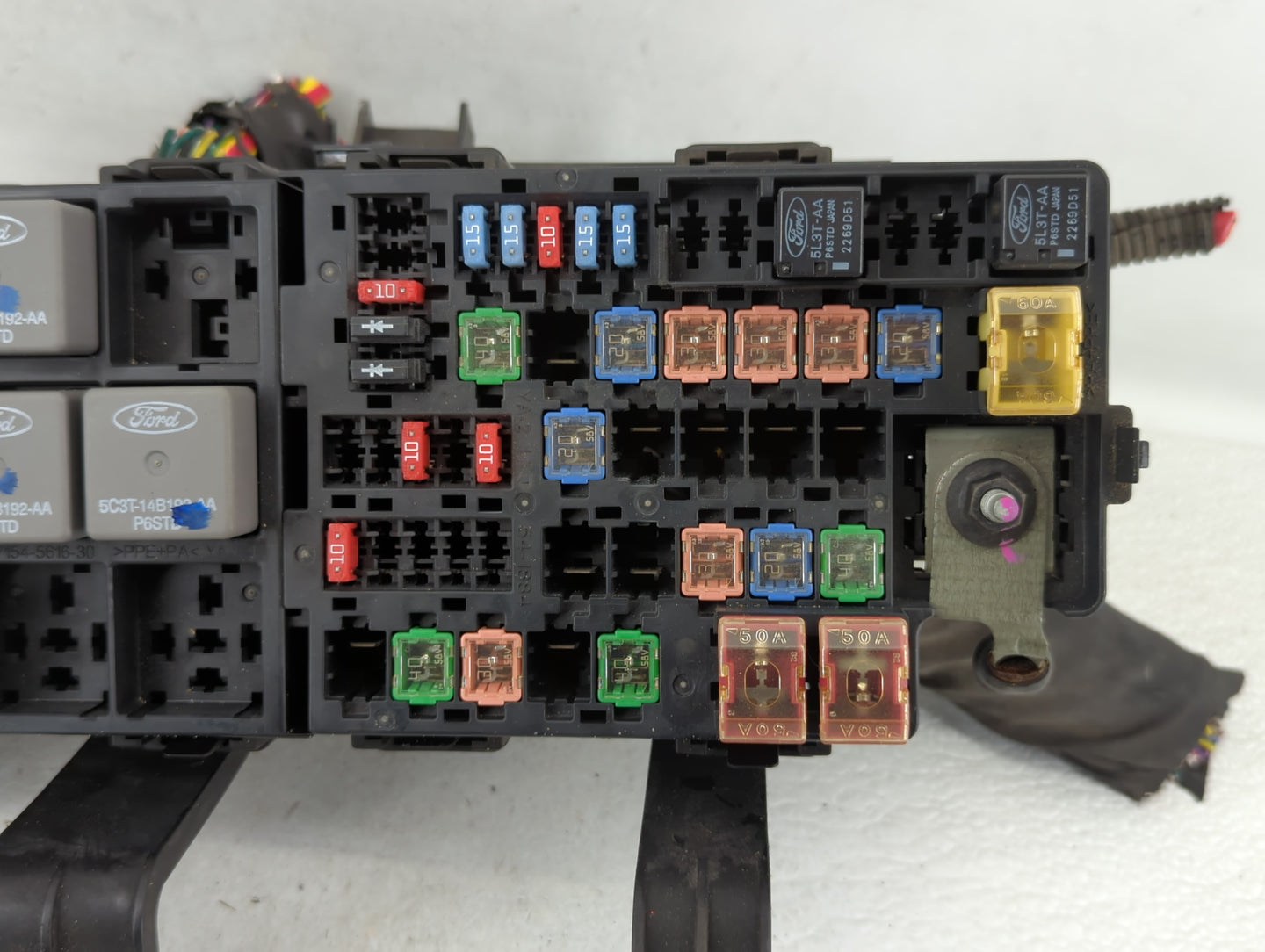 2010-2012 Ford Fusion Fusebox Fuse Box Panel Relay Module P/N:AE5T-14290-E Fits Fits 2010 2011 2012 OEM Used Auto Parts - Oe