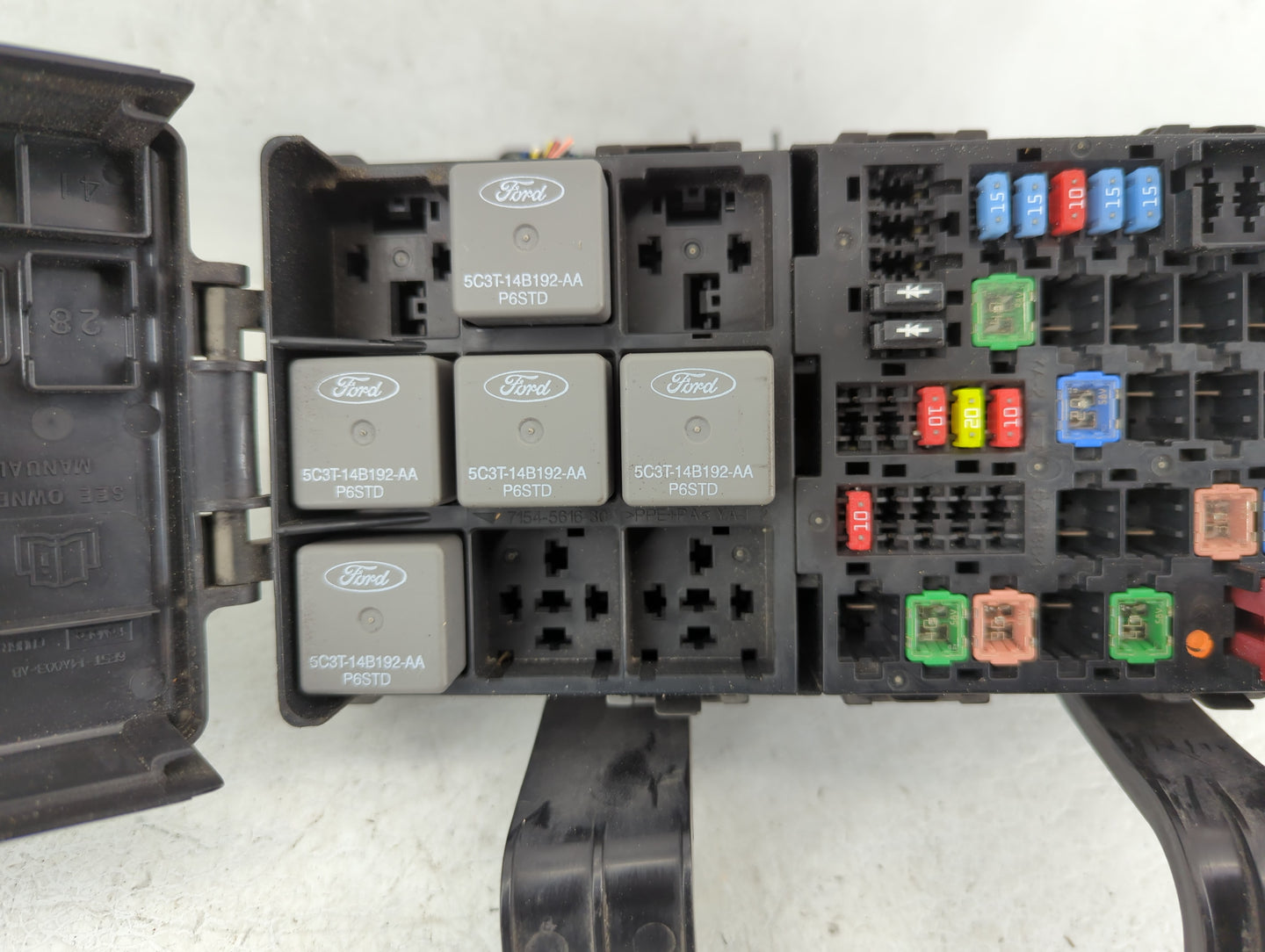2010-2012 Ford Fusion Fusebox Fuse Box Panel Relay Module P/N:AE5T-14290-D Fits Fits 2010 2011 2012 OEM Used Auto Parts - Oe