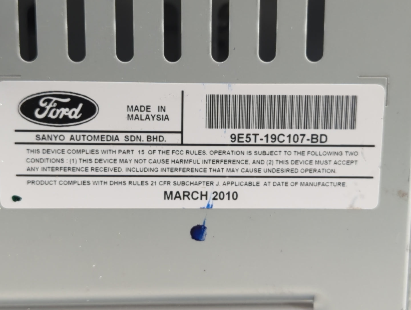 2010 Ford Fusion Radio AM FM Cd Player Receiver Replacement P/N:9E5T-19C107-BD 9E5T-19C107-AB Fits OEM Used Auto Parts - Oem