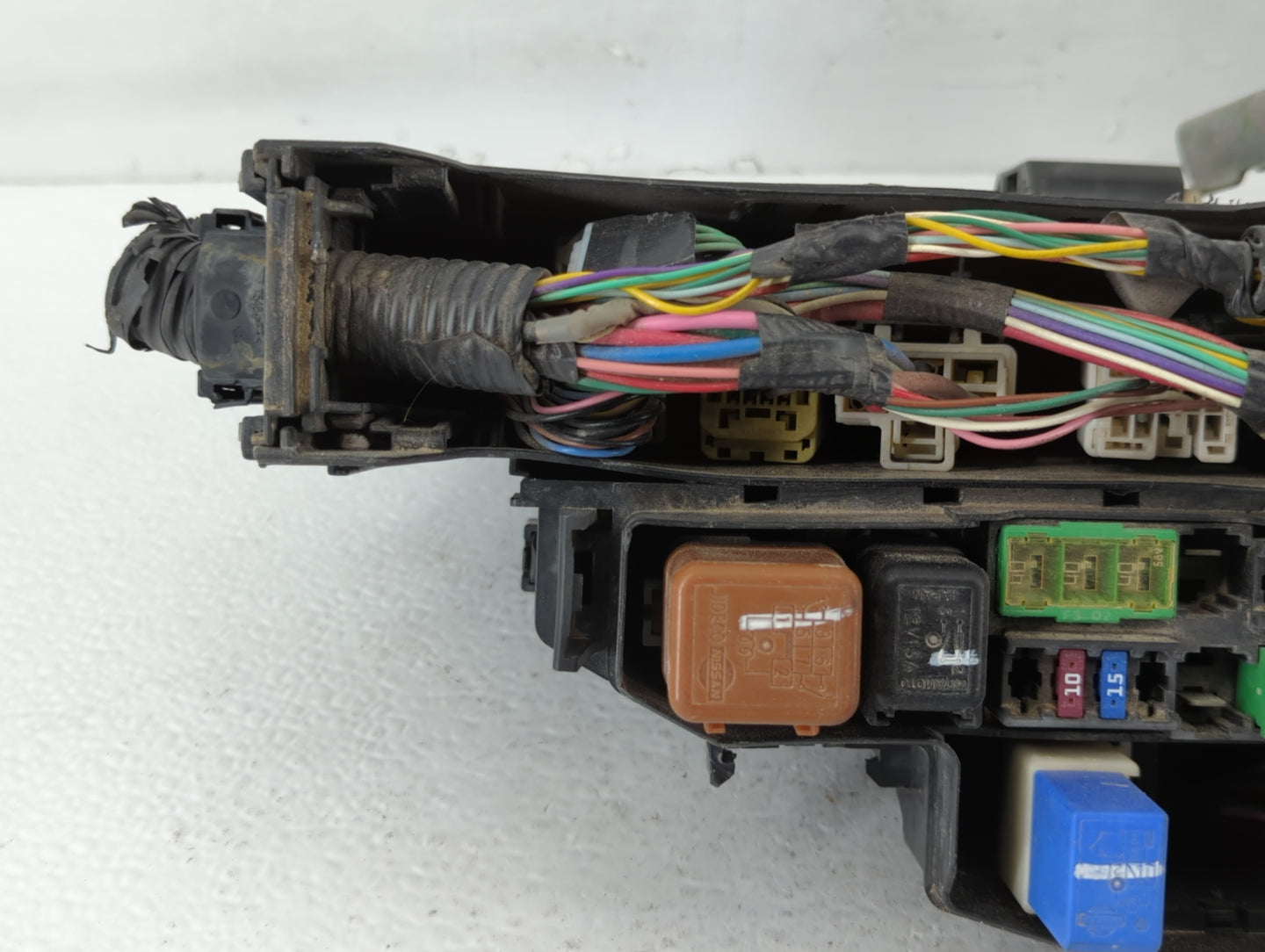 2010-2012 Ford Fusion Fusebox Fuse Box Panel Relay Module P/N:24381 7990A 7254-5763-30 Fits Fits 2010 2011 2012 OEM Used Aut
