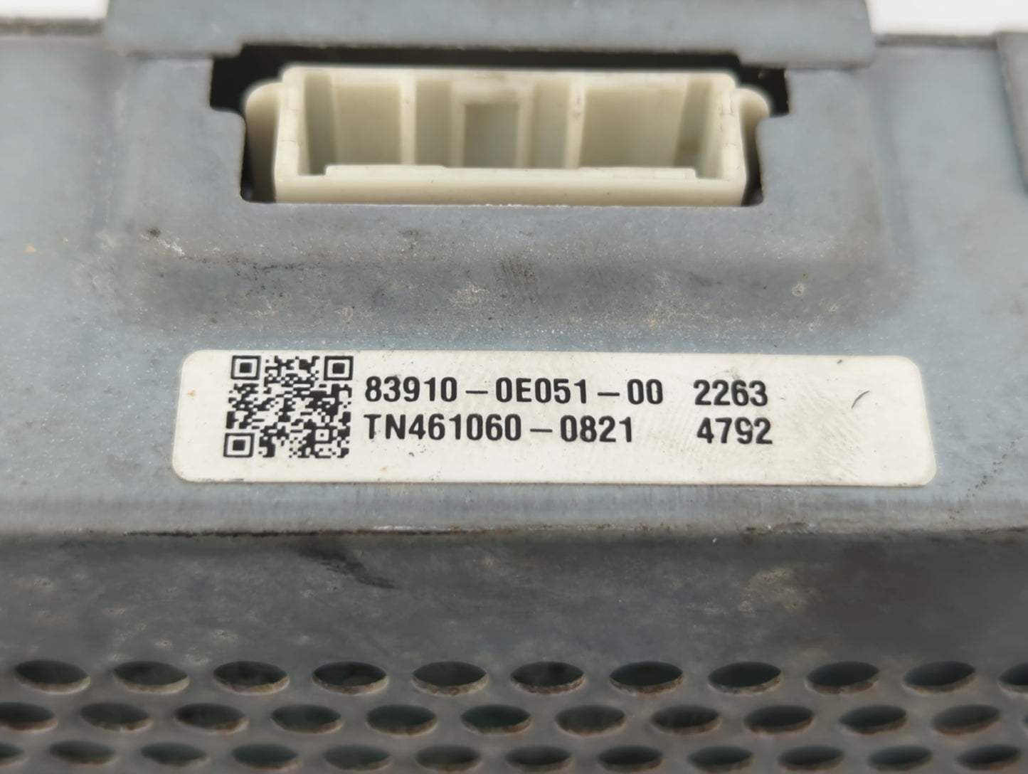 2010-2010 Ford Fusion Information Display Screen - Oemusedautoparts1.com