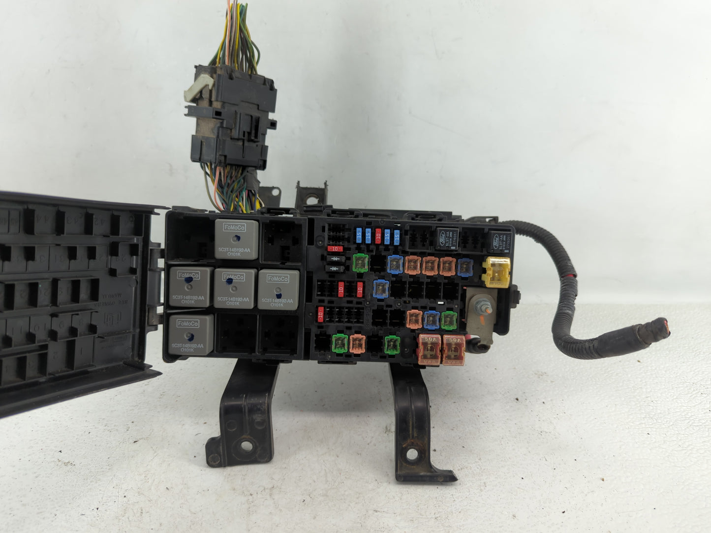2010-2012 Ford Fusion Fusebox Fuse Box Panel Relay Module P/N:AE5T-14290-E Fits Fits 2010 2011 2012 OEM Used Auto Parts - Oe