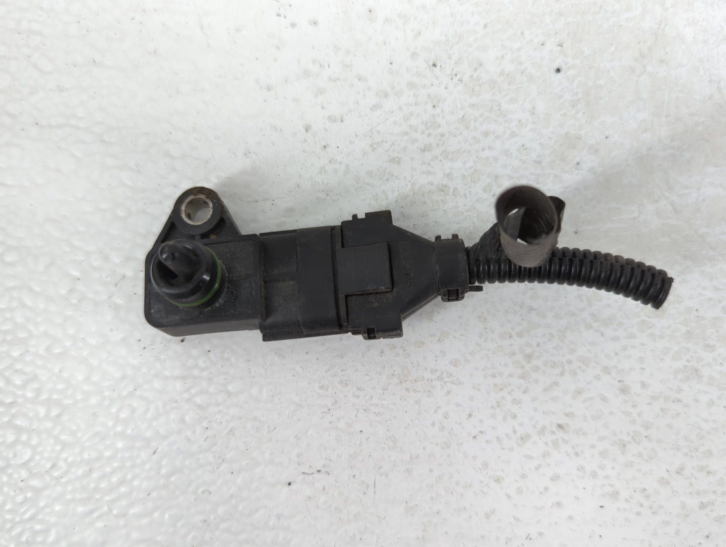 2006-2012 Ford Fusion Mass Air Flow Meter Maf - Oemusedautoparts1.com