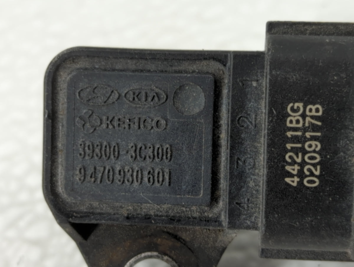 2006-2012 Ford Fusion Mass Air Flow Meter Maf Sensor 632637 - Oemusedautoparts1.com