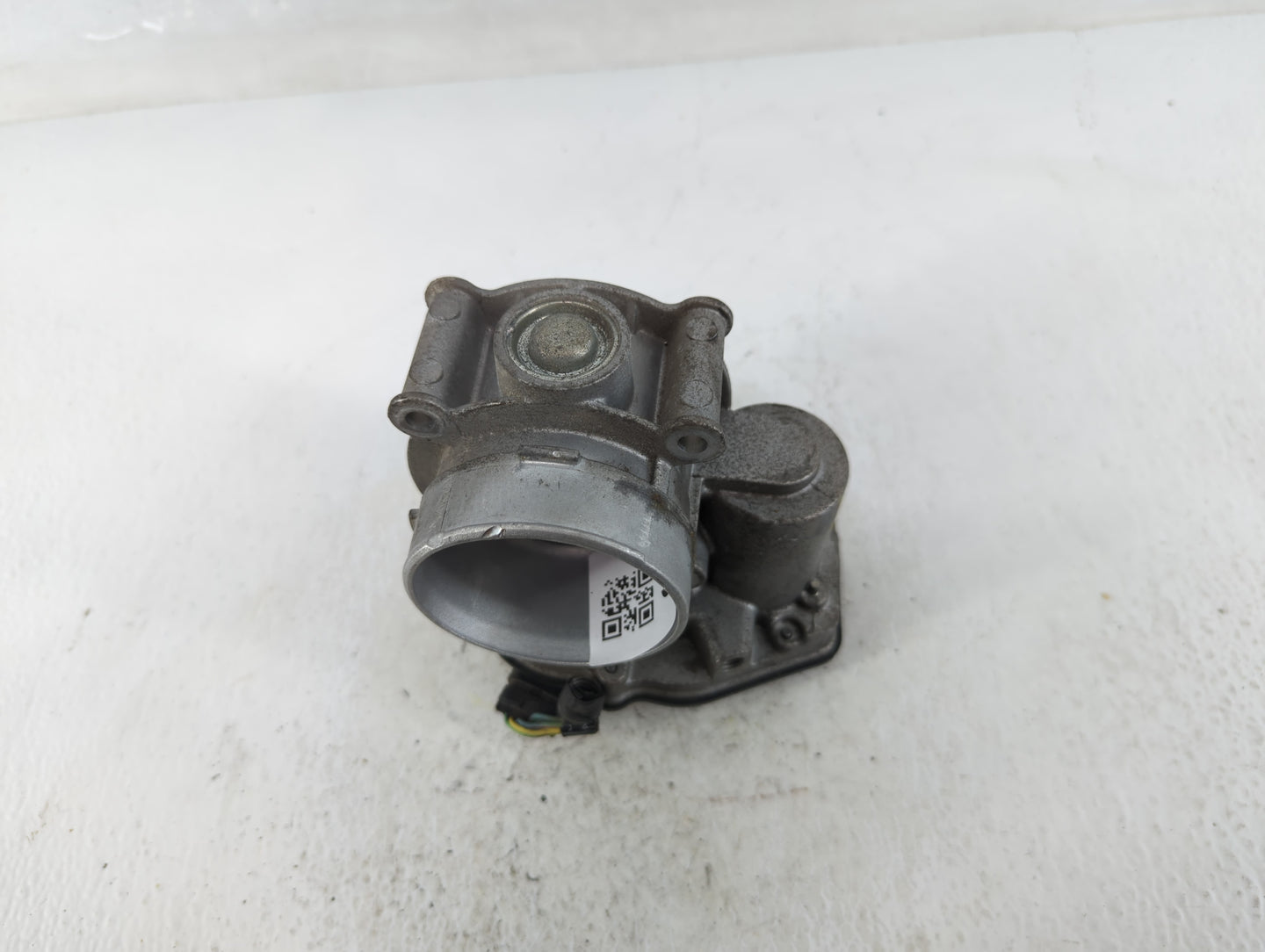 2010-2012 Ford Fusion Throttle Body P/N:13294 3000319 DS7Z-D Fits Fits 2009 2010 2011 2012 OEM Used Auto Parts - Oemusedauto