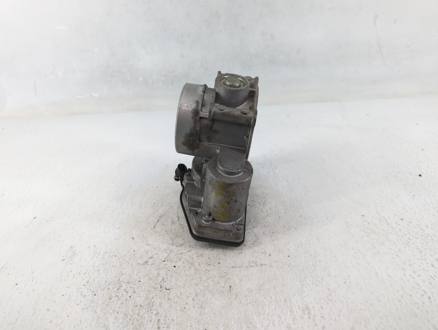 2010-2012 Ford Fusion Throttle Body P/N:13294 3000319 DS7Z-D Fits Fits 2009 2010 2011 2012 OEM Used Auto Parts - Oemusedauto