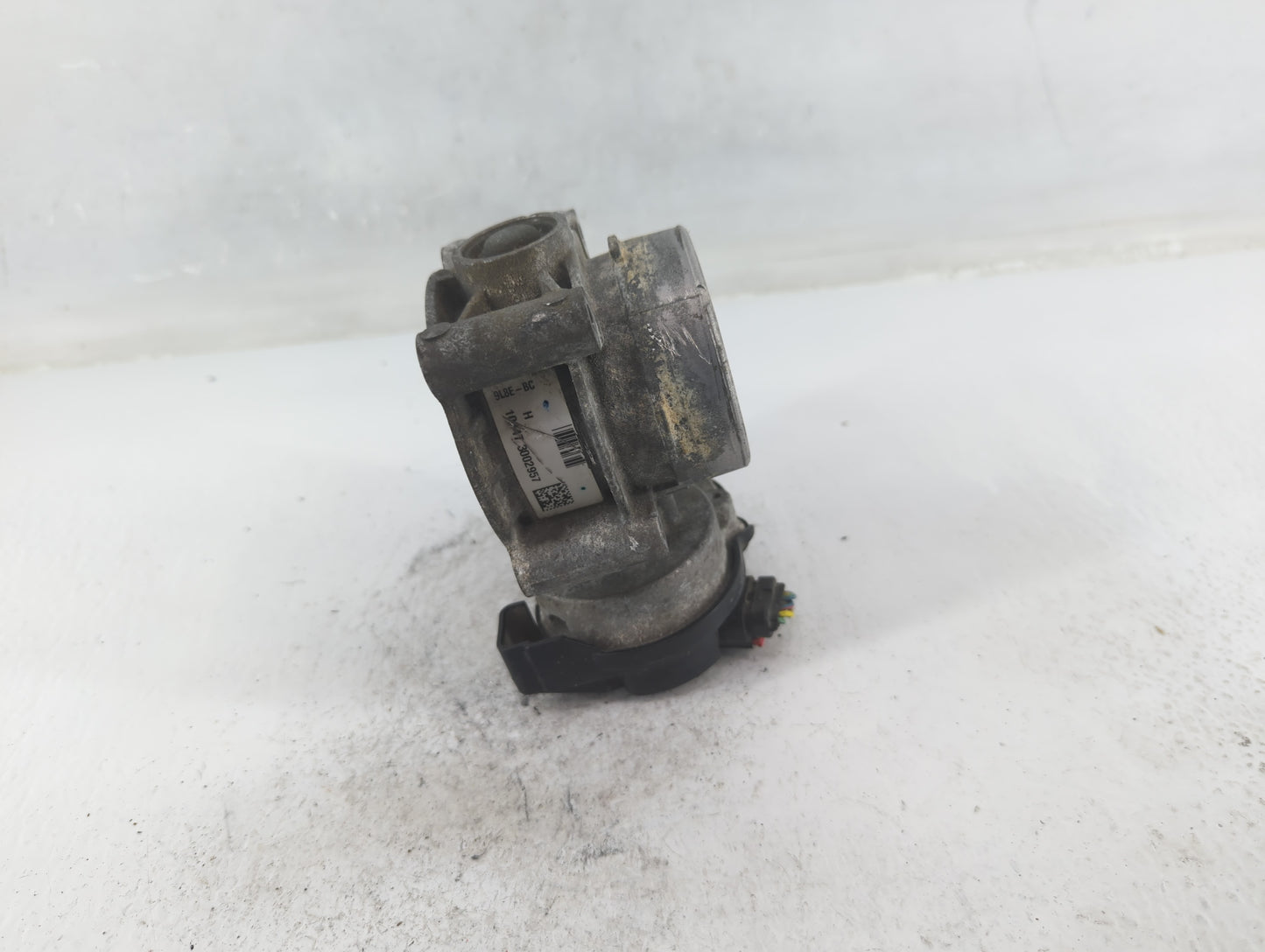 2010-2012 Ford Fusion Throttle Body P/N:163633004210 DS7E-9L8E-BC Fits Fits 2009 2010 2011 2012 OEM Used Auto Parts - Oemuse