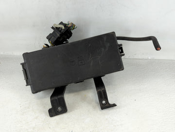 2010-2012 Ford Fusion Fusebox Fuse Box Panel Relay Module P/N:AE5T-14290-E Fits Fits 2010 2011 2012 OEM Used Auto Parts - Oe