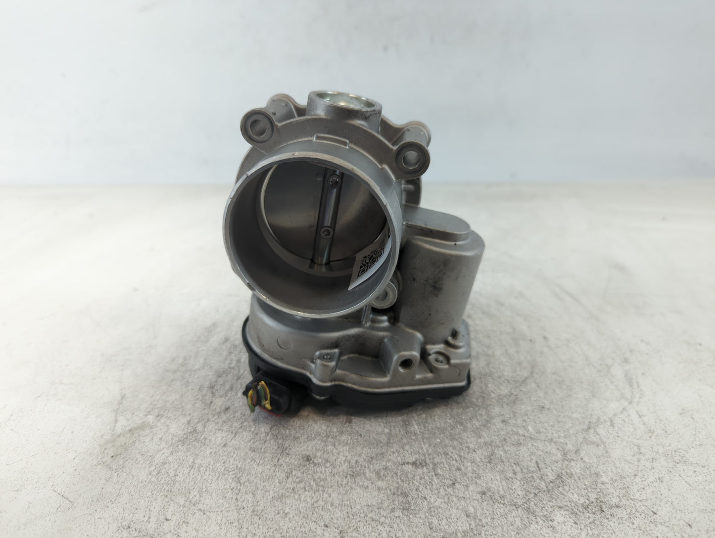2010-2012 Ford Fusion Throttle Body P/N:DA820002576 2A1812A-0243 Fits Fits 2009 2010 2011 2012 OEM Used Auto Parts - Oemused
