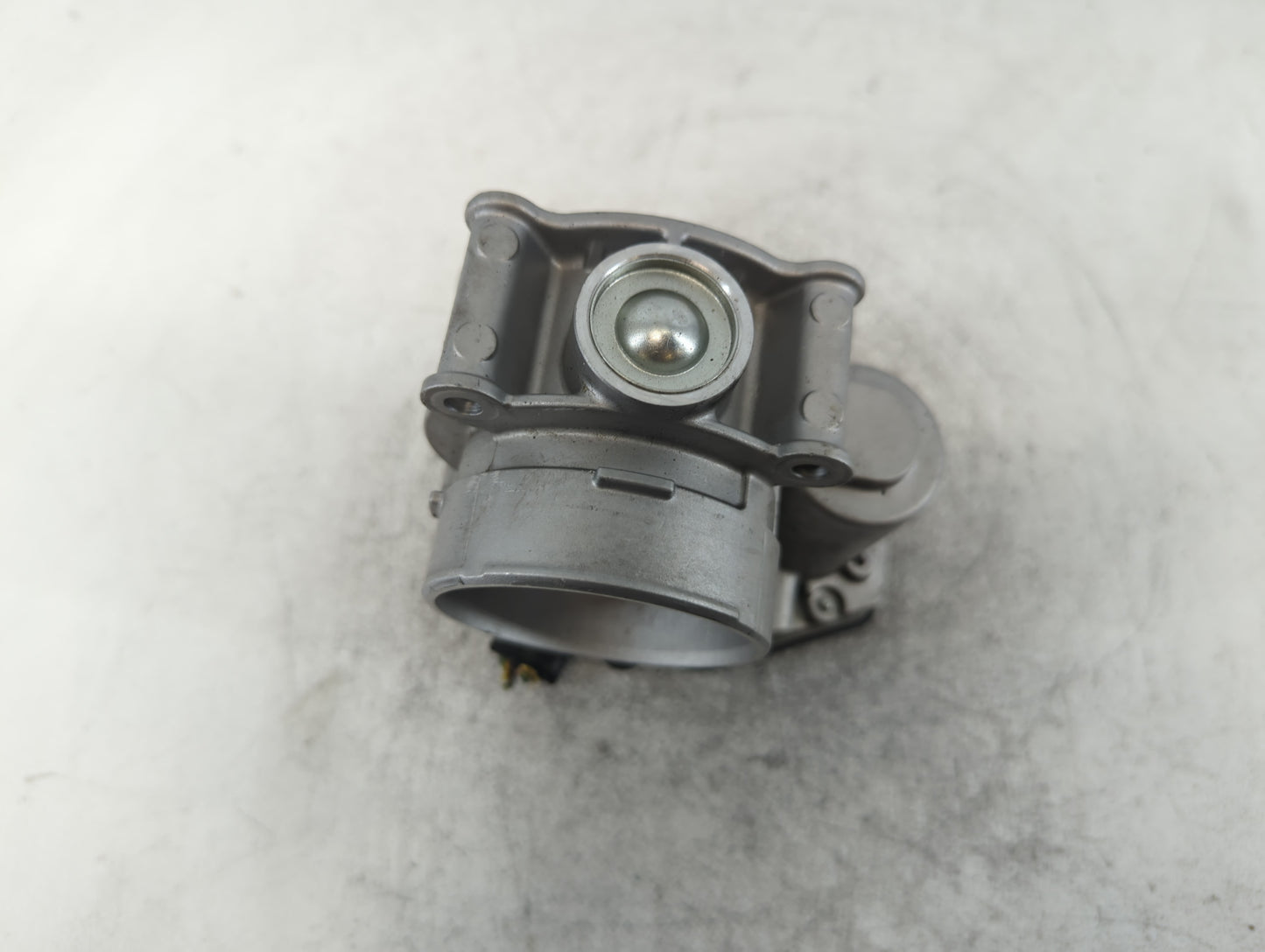 2010-2012 Ford Fusion Throttle Body P/N:DA820002576 2A1812A-0243 Fits Fits 2009 2010 2011 2012 OEM Used Auto Parts - Oemused