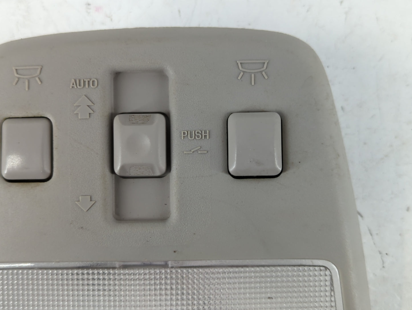 2010-2012 Ford Fusion Overhead Roof Console 686100 - Oemusedautoparts1.com