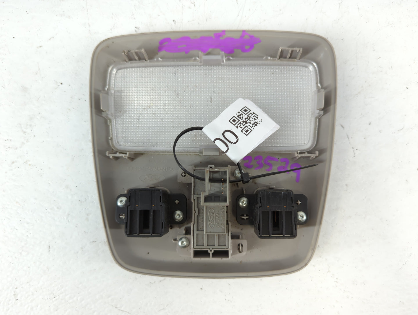 2010-2012 Ford Fusion Overhead Roof Console 686100 - Oemusedautoparts1.com