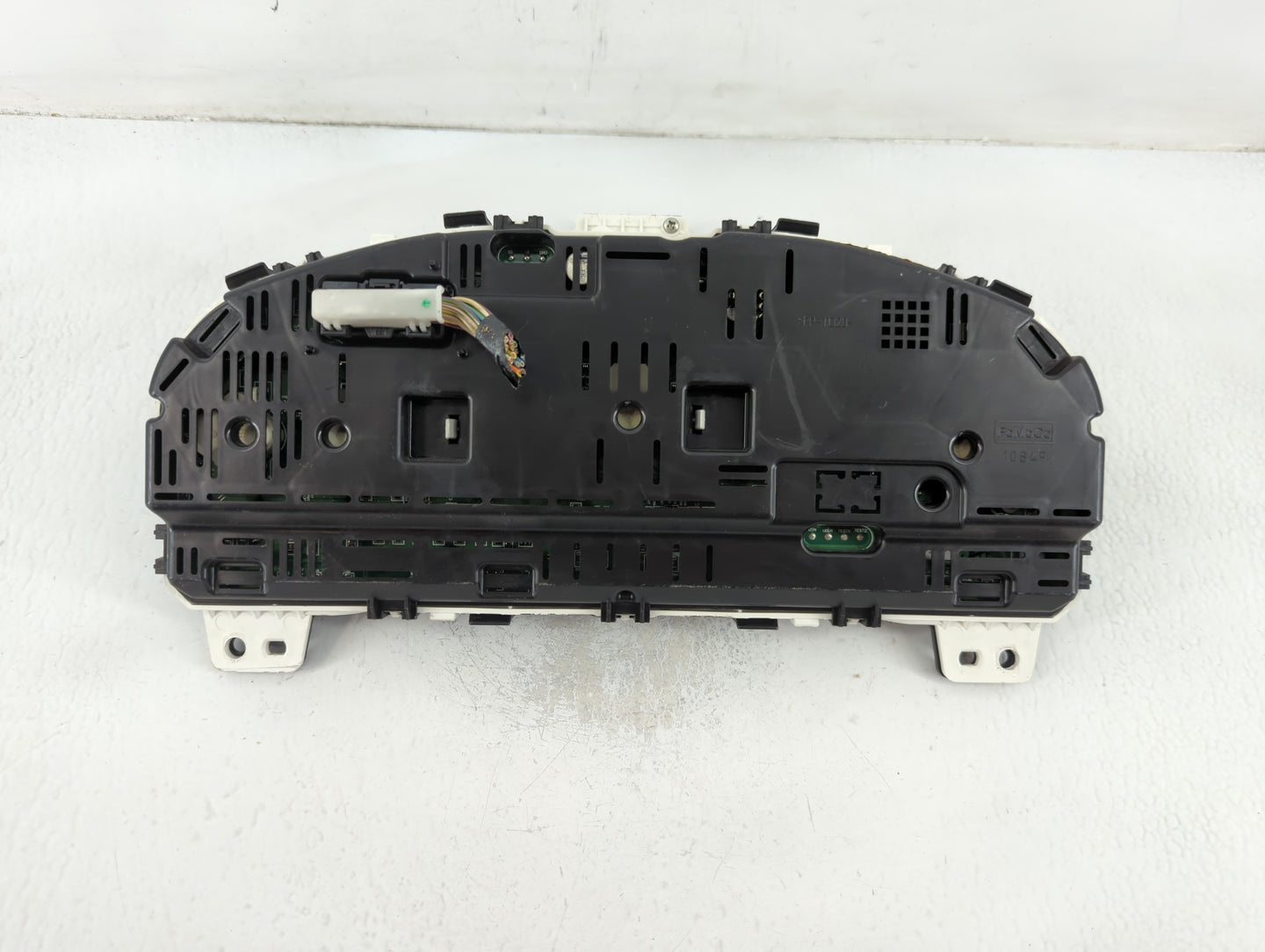 2010 Ford Fusion Instrument Cluster Speedometer Gauges P/N:257460-2703 AE5T-10849-RC Fits OEM Used Auto Parts - Oemusedautop