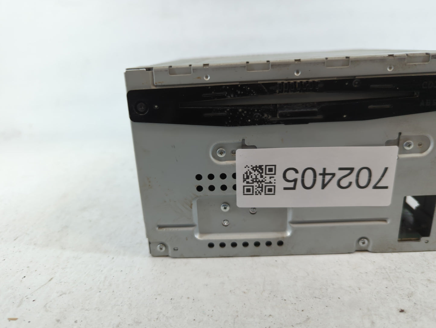 2010-2010 Ford Fusion Am Fm Cd Player Radio Receiver - Oemusedautoparts1.com