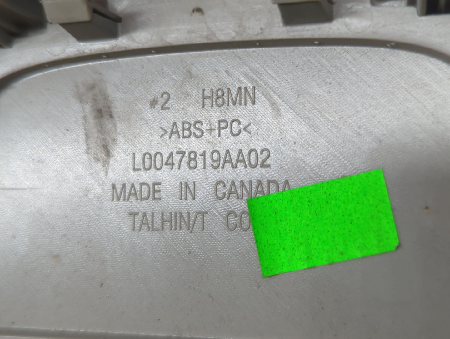 2010 Ford Fusion Overhead Roof Console 703040 - Oemusedautoparts1.com