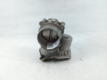 2010-2012 Ford Fusion Throttle Body P/N:161253003811 DS7E-9F991-AJ Fits Fits 2009 2010 2011 2012 OEM Used Auto Parts - Oemus