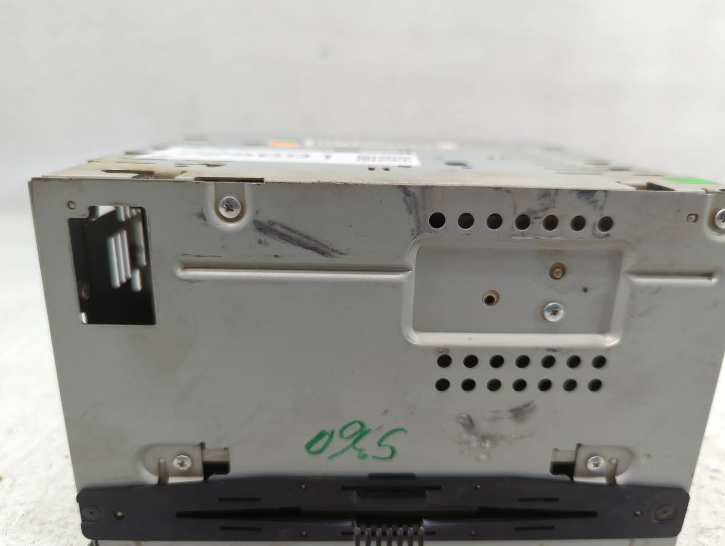 2010-2010 Ford Fusion Am Fm Cd Player Radio Receiver - Oemusedautoparts1.com
