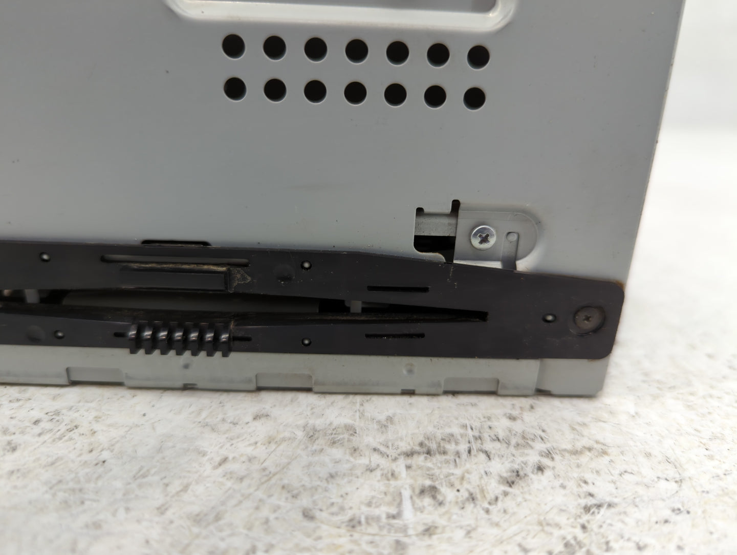 2010-2010 Ford Fusion Am Fm Cd Player Radio Receiver - Oemusedautoparts1.com
