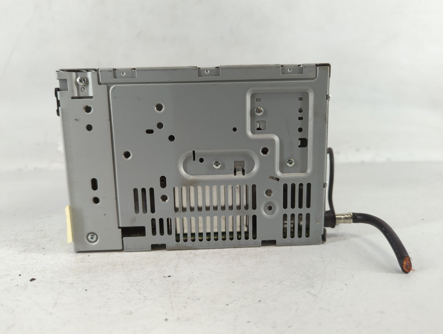 2010-2010 Ford Fusion Am Fm Cd Player Radio Receiver - Oemusedautoparts1.com