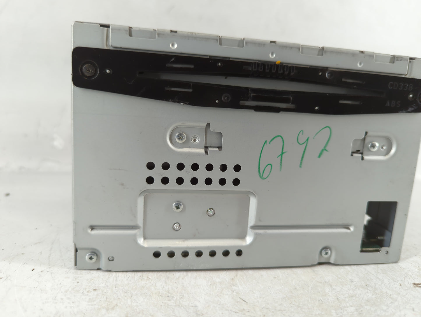 2010-2010 Ford Fusion Am Fm Cd Player Radio Receiver - Oemusedautoparts1.com