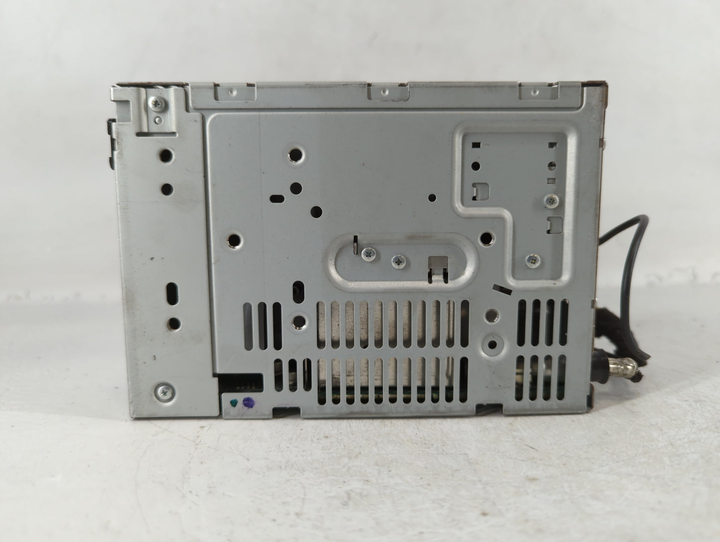 2010-2010 Ford Fusion Am Fm Cd Player Radio Receiver - Oemusedautoparts1.com