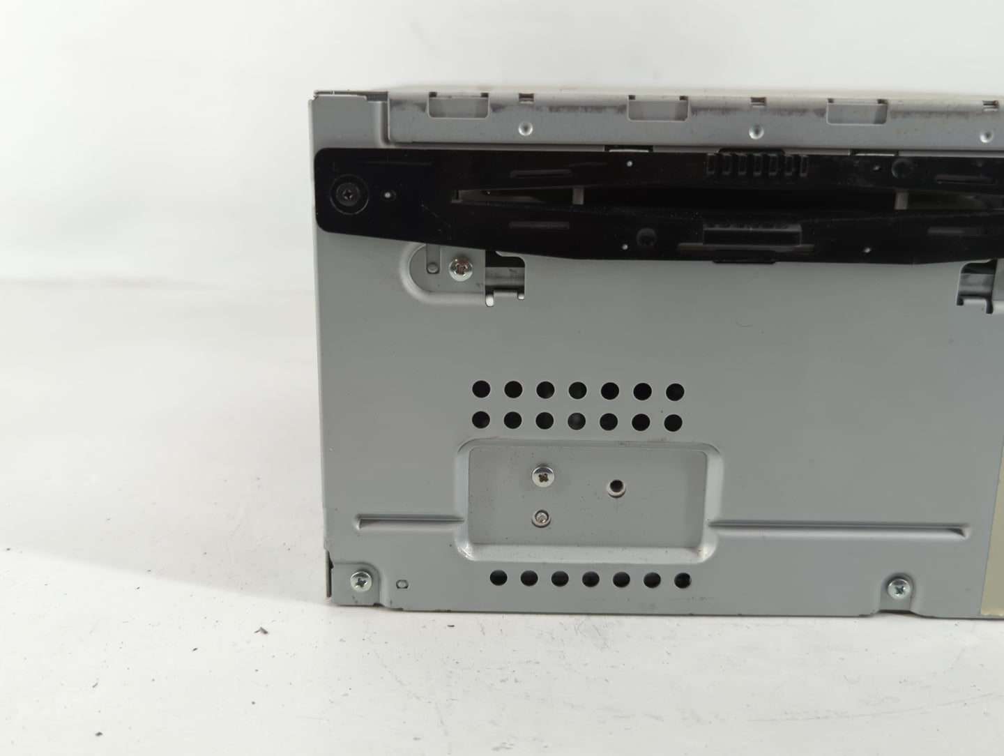 2010-2010 Ford Fusion Am Fm Cd Player Radio Receiver - Oemusedautoparts1.com
