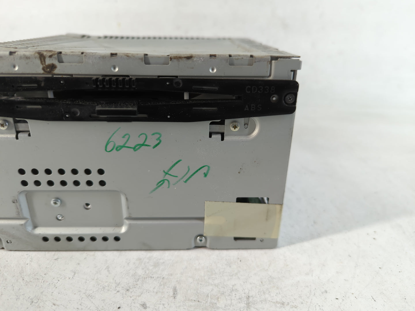 2010-2010 Ford Fusion Am Fm Cd Player Radio Receiver - Oemusedautoparts1.com