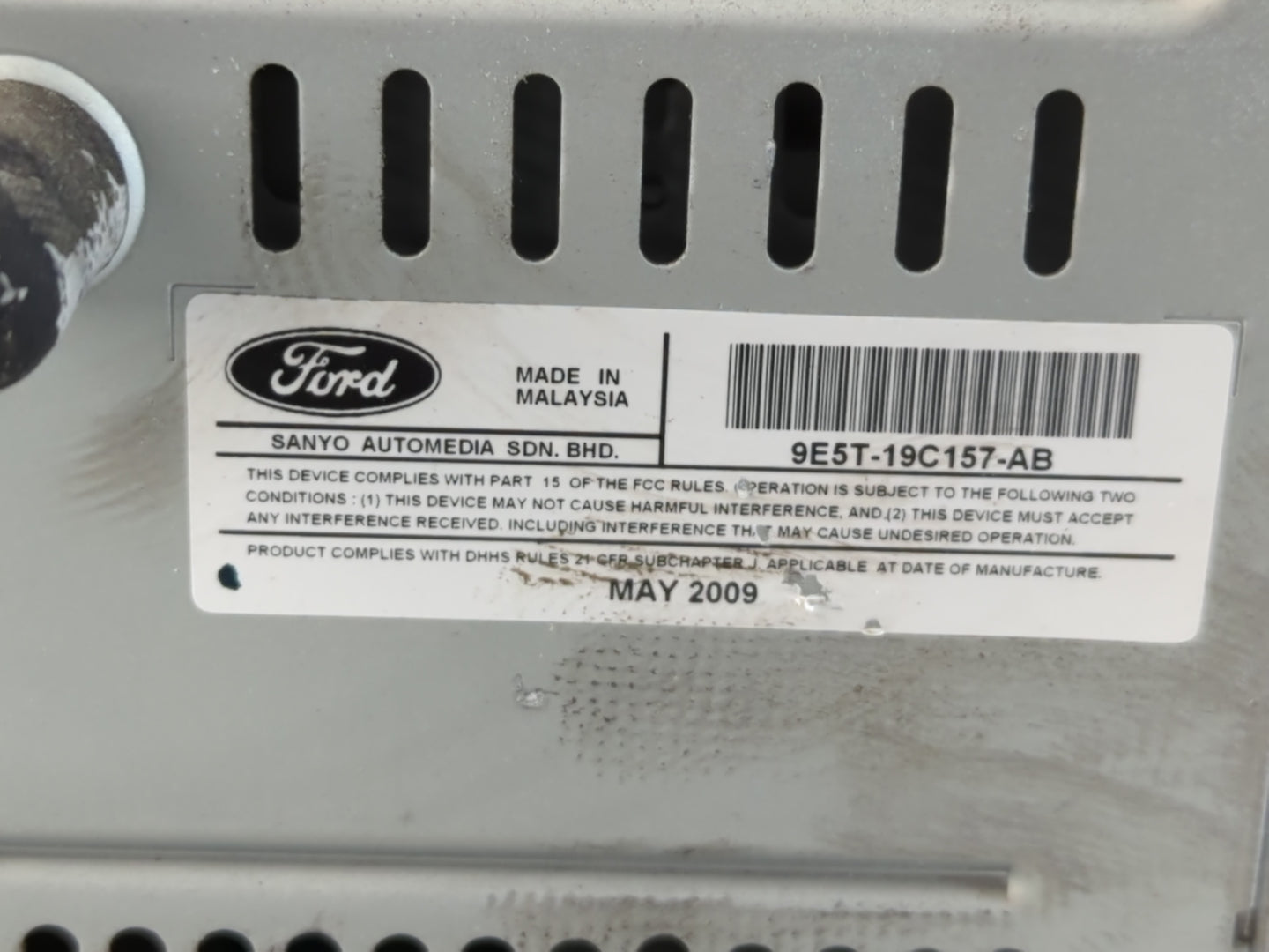 2010-2010 Ford Fusion Am Fm Cd Player Radio Receiver - Oemusedautoparts1.com