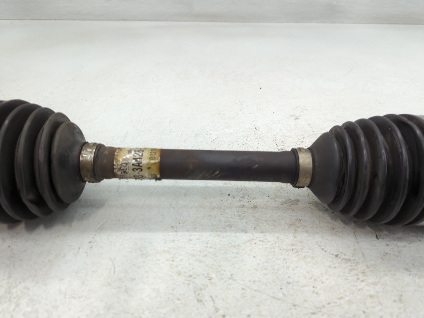 2010-2012 Ford Fusion Axle Shaft Front Driver Cv C/v - Oemusedautoparts1.com