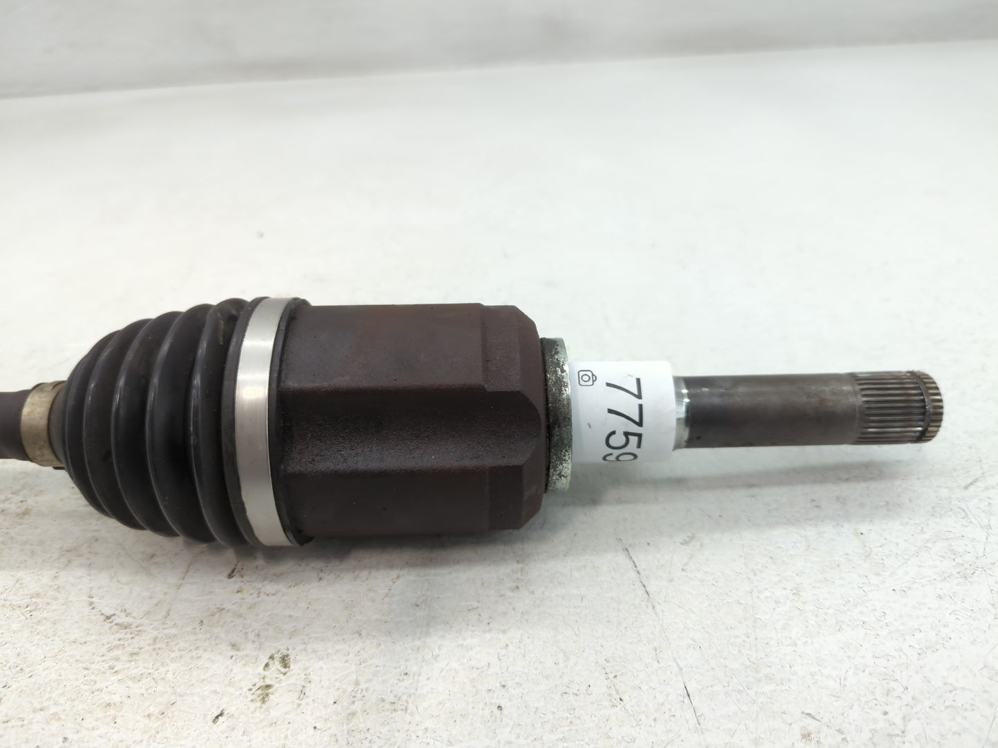2010-2012 Ford Fusion Axle Shaft Front Driver Cv C/v - Oemusedautoparts1.com