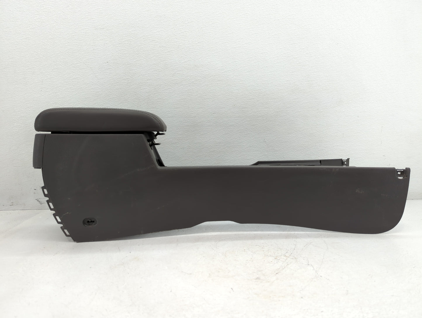 2010-2012 Ford Fusion Center Floor Console P/N:1094100AE Fits Fits 2010 2011 2012 OEM Used Auto Parts - Oemusedautoparts1.co