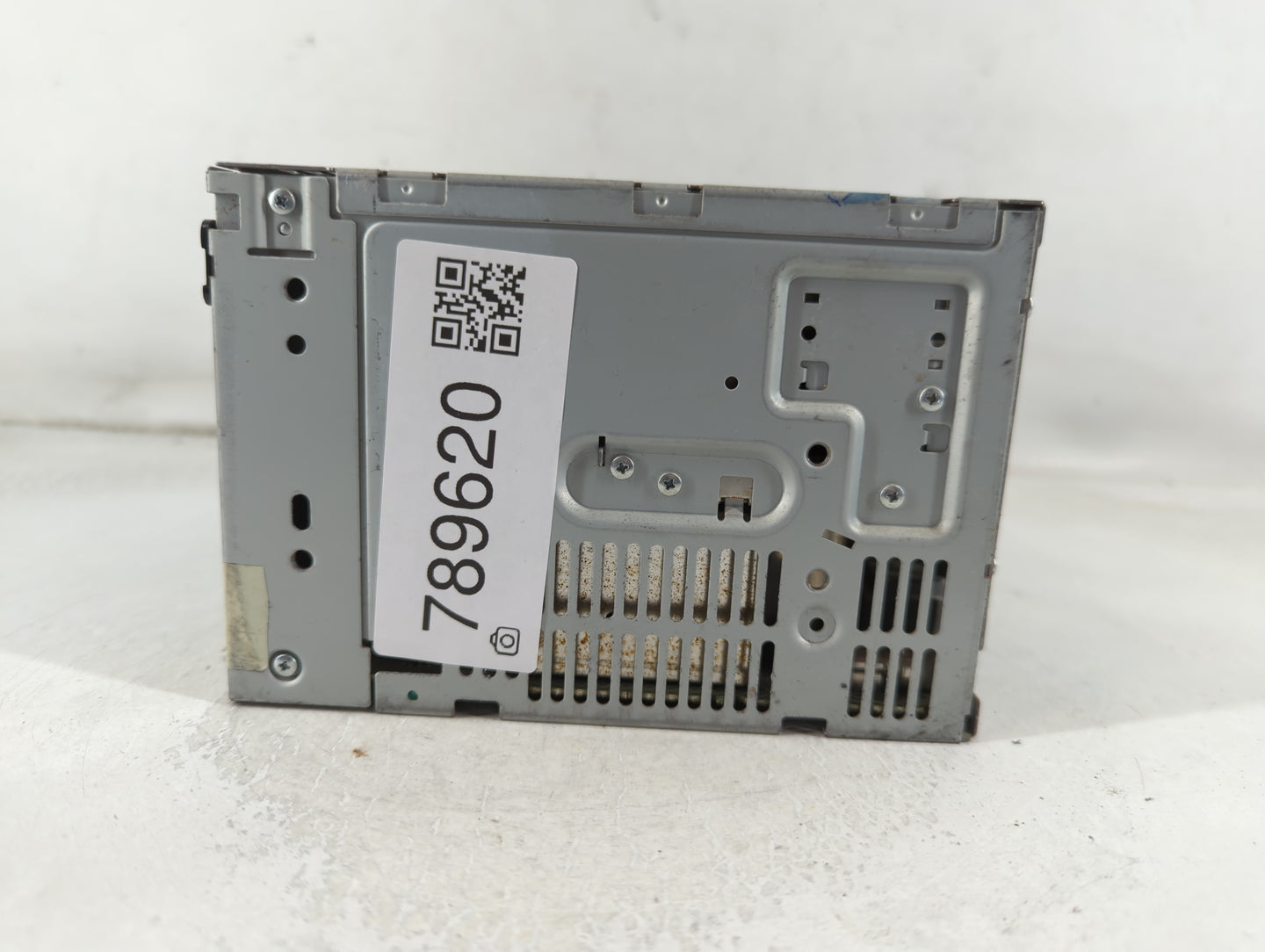2010 Ford Fusion Radio AM FM Cd Player Receiver Replacement Fits OEM Used Auto Parts - Oemusedautoparts1.com