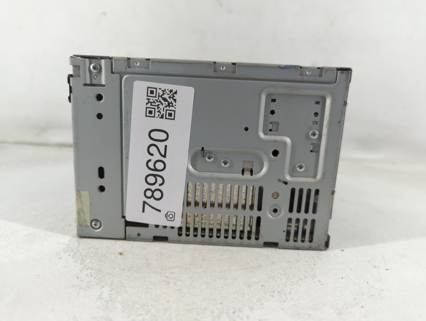 2010 Ford Fusion Radio AM FM Cd Player Receiver Replacement Fits OEM Used Auto Parts - Oemusedautoparts1.com