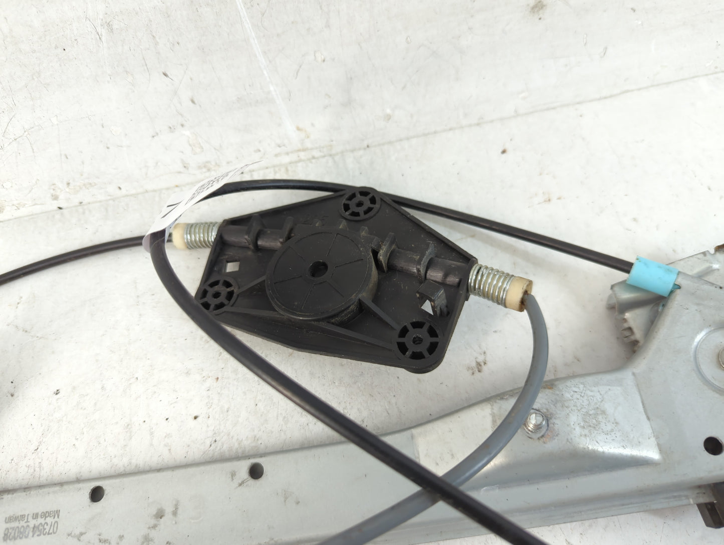 2006-2012 Ford Fusion Used Window Regulator Passenger Front - Oemusedautoparts1.com
