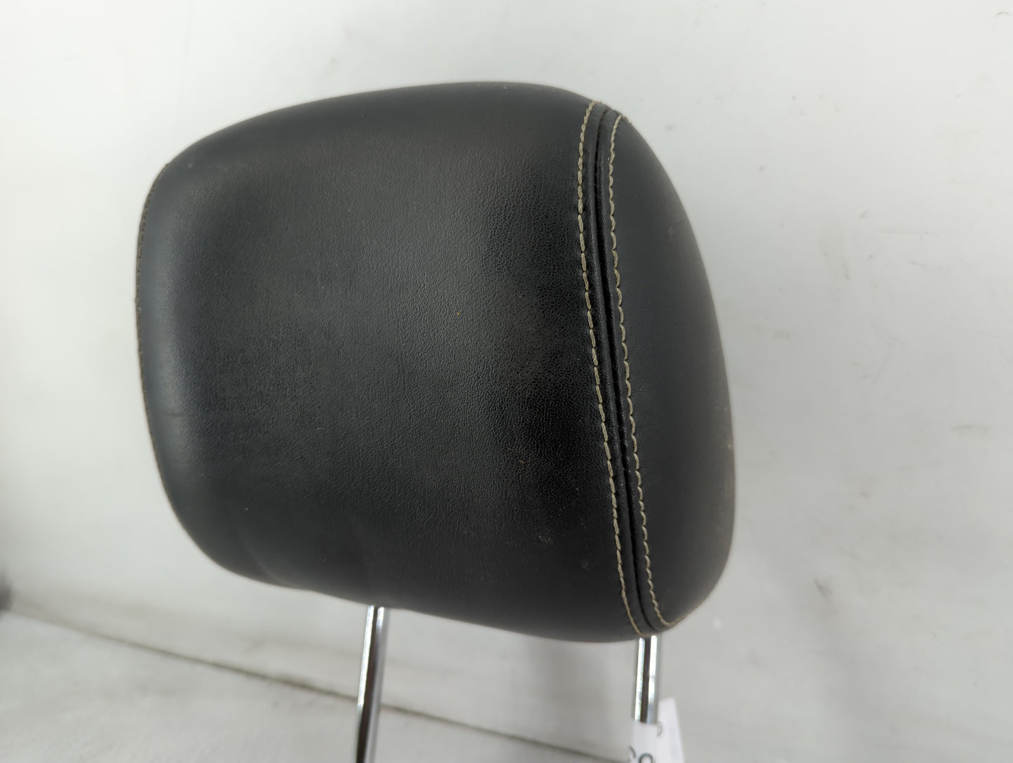 2010 Ford Fusion Headrest Head Rest Front Driver Passenger Seat Fits OEM Used Auto Parts - Oemusedautoparts1.com