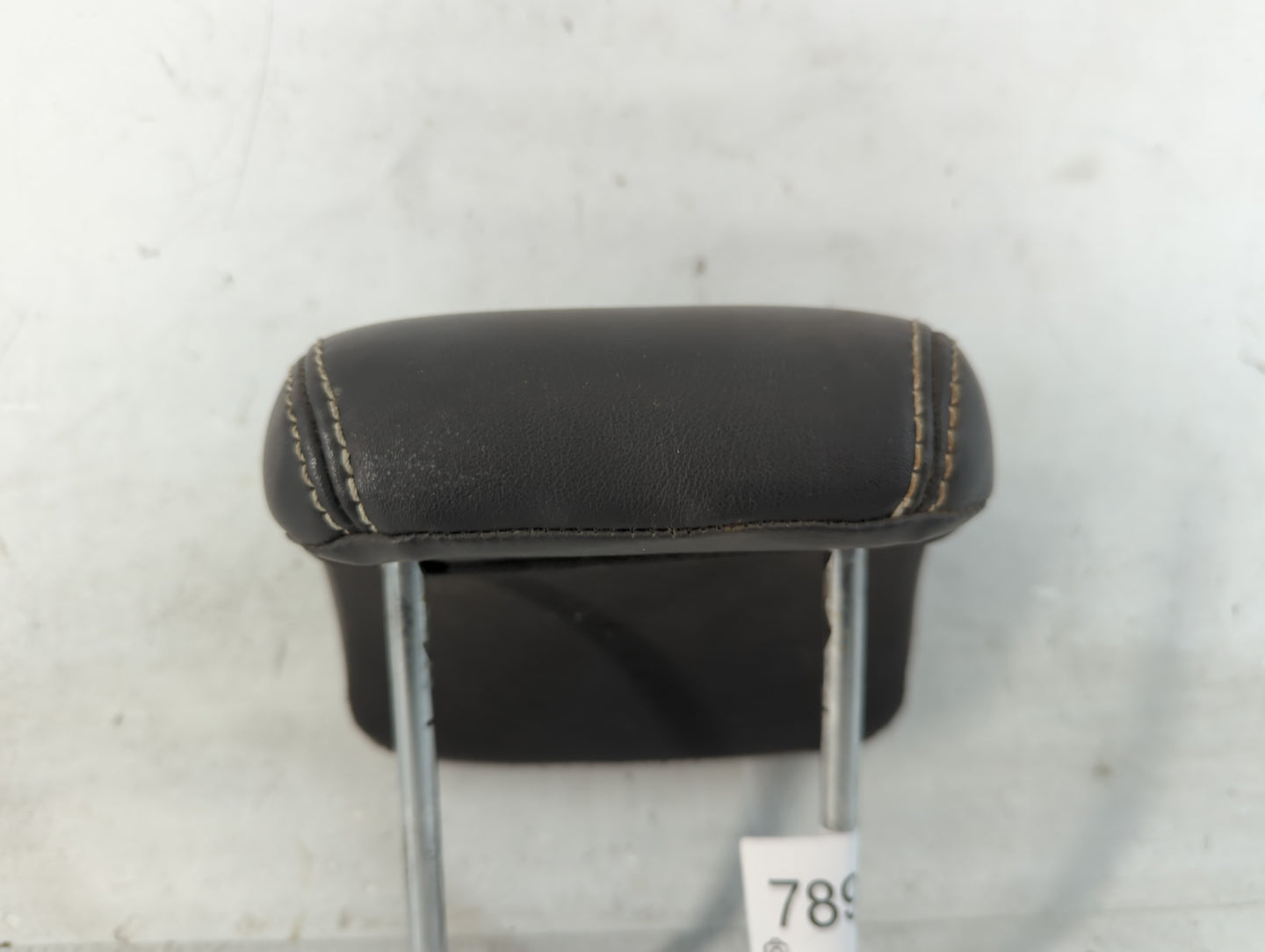 2010 Ford Fusion Headrest Head Rest Rear Center Seat Fits OEM Used Auto Parts - Oemusedautoparts1.com
