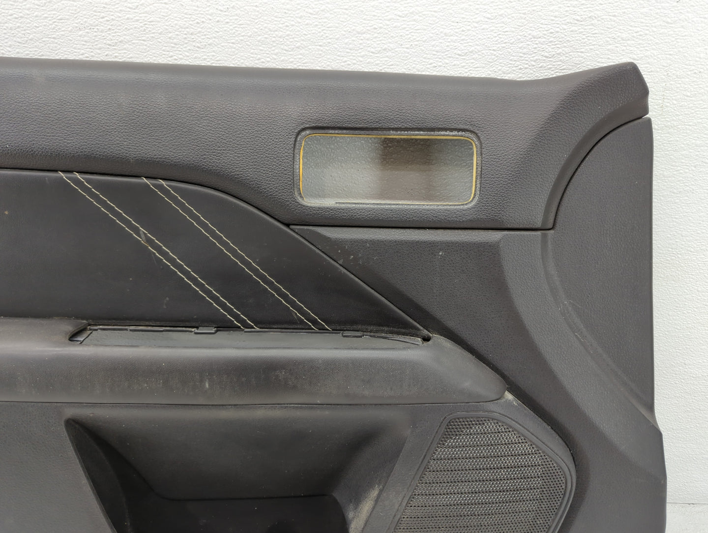 2010 Ford Fusion Rear Left Driver Interior Door Panel Trim - Oemusedautoparts1.com