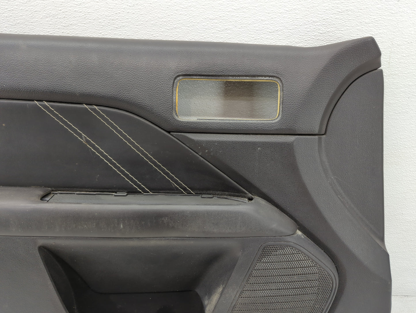 2010 Ford Fusion Rear Left Driver Interior Door Panel Trim - Oemusedautoparts1.com