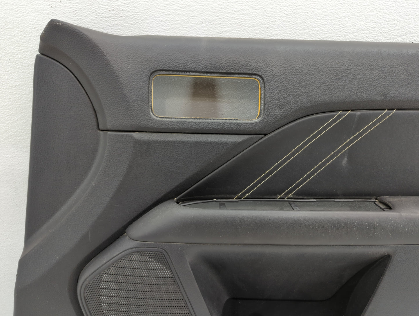 2010 Ford Fusion Front Left Driver Interior Door Panel Trim - Oemusedautoparts1.com