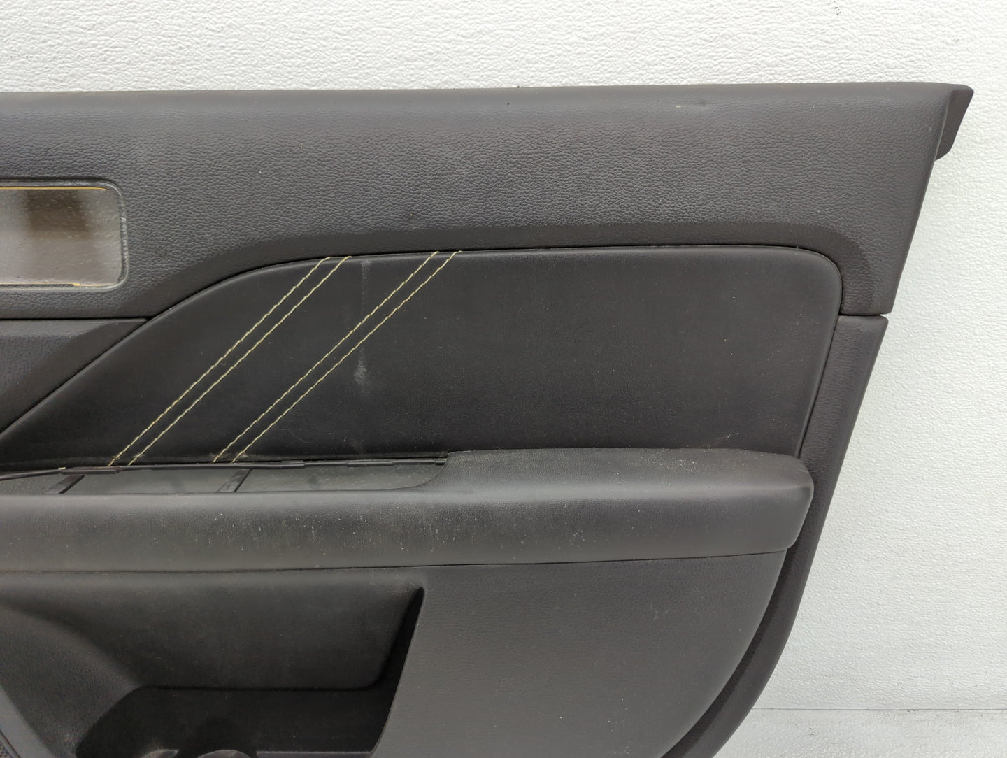 2010 Ford Fusion Front Left Driver Interior Door Panel Trim - Oemusedautoparts1.com