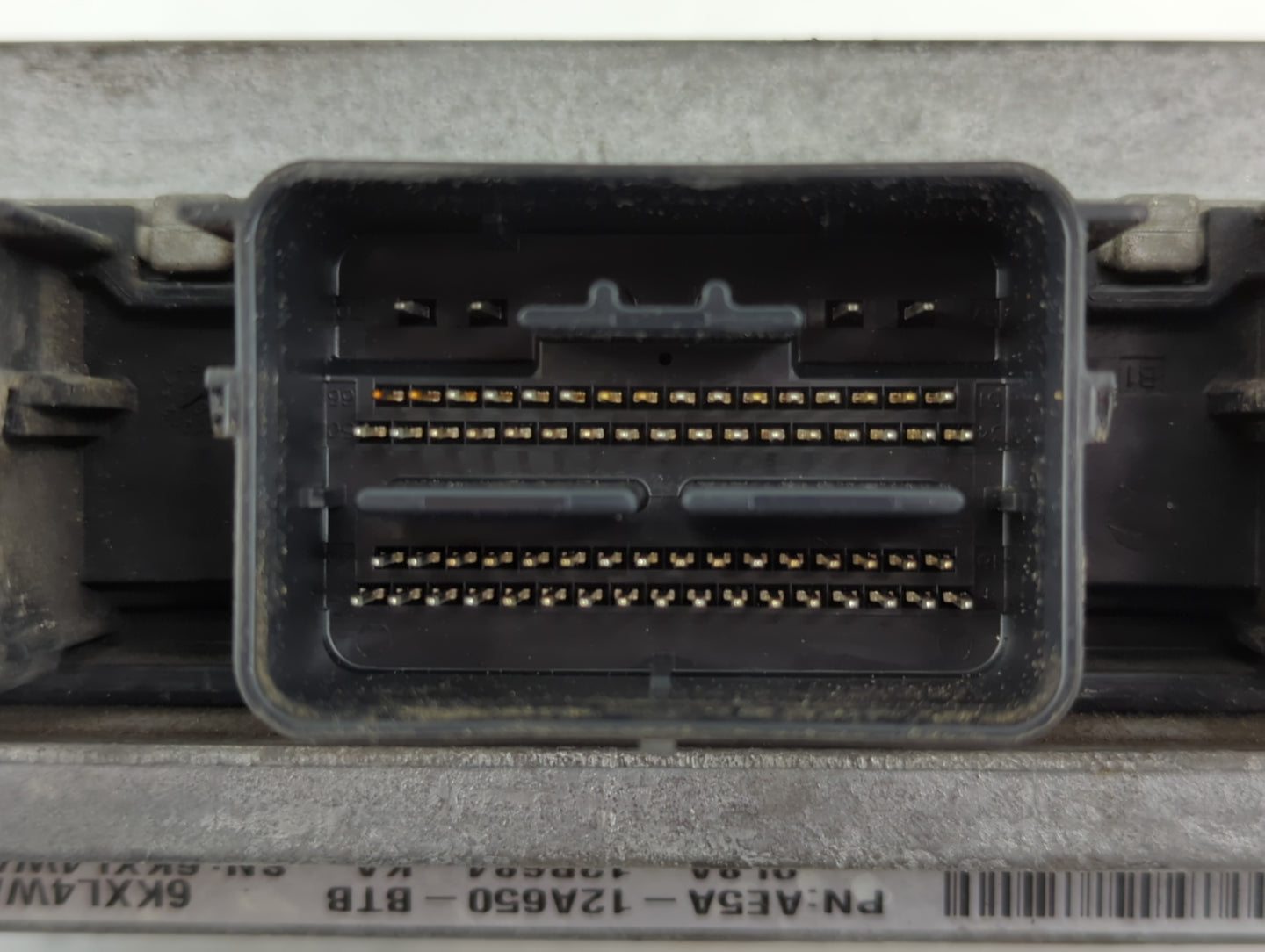 2010-2011 Ford Fusion PCM Engine Control Computer ECU ECM PCU OEM P/N:AE5A-12A650-BTB Fits Fits 2010 2011 OEM Used Auto Part