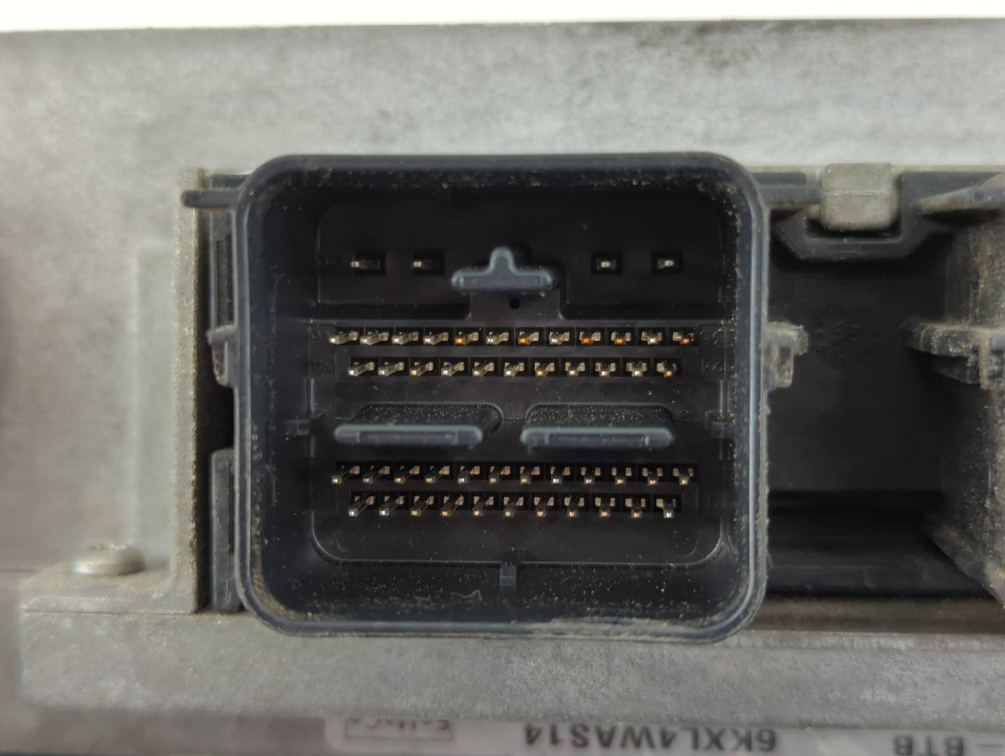 2010-2011 Ford Fusion PCM Engine Control Computer ECU ECM PCU OEM P/N:AE5A-12A650-BTB Fits Fits 2010 2011 OEM Used Auto Part