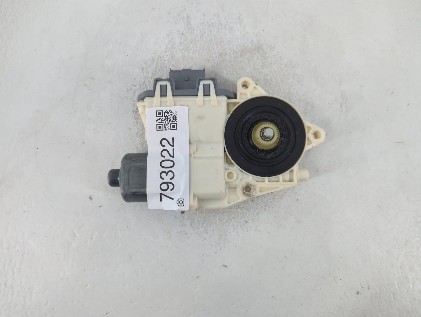 2006-2012 Ford Fusion Driver Rear Left Power Window Motor - Oemusedautoparts1.com