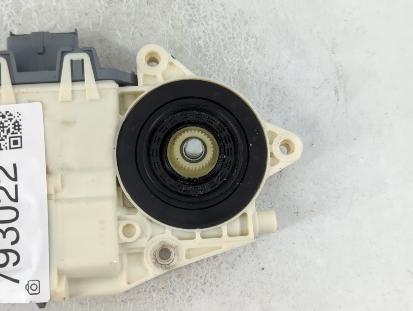 2006-2012 Ford Fusion Driver Rear Left Power Window Motor - Oemusedautoparts1.com